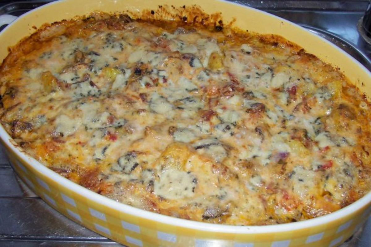 Würziger Kartoffel-Champignon-Auflauf mit Gorgonzola und Pesto-Guss - Rezept - Bild Nr. 13