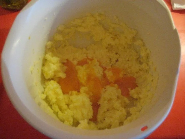 Gugelhupf mit Mandeln und Quark - Rezept - Bild Nr. 4