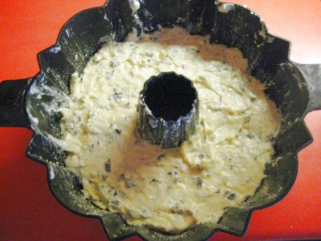 Gugelhupf mit Mandeln und Quark - Rezept - Bild Nr. 12