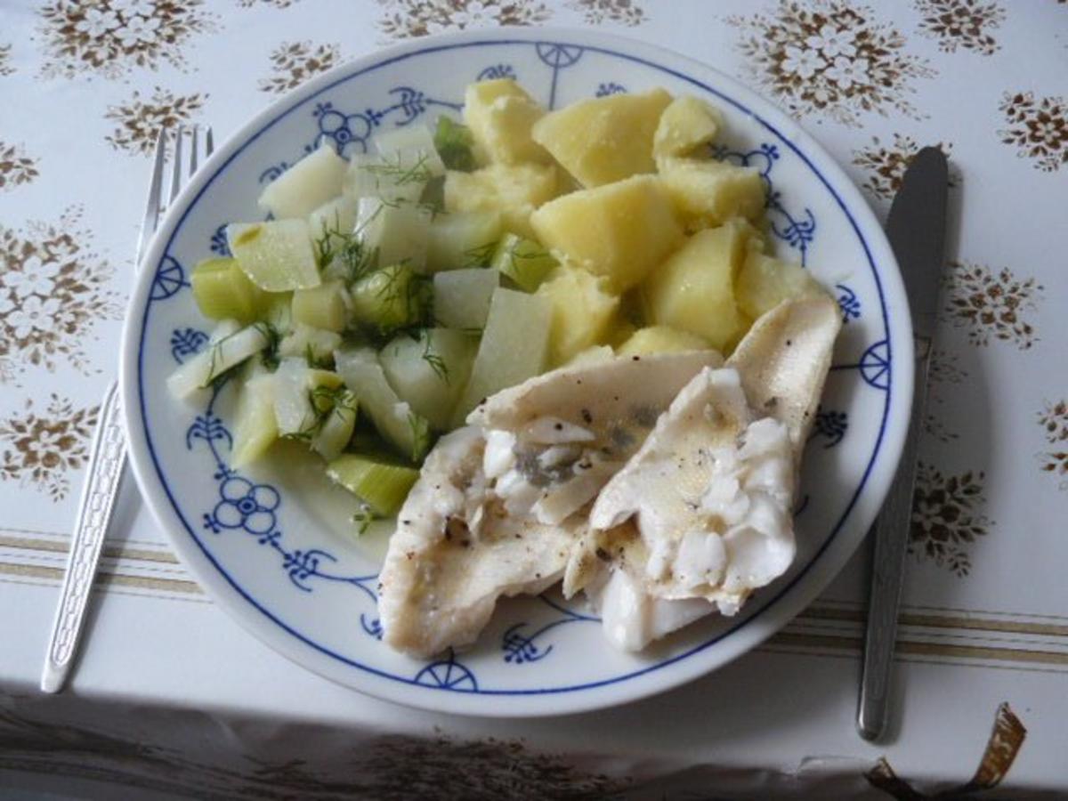 Zanderfilet mit Kohlrabi-Fenchel-Gemüse - Rezept - kochbar.de