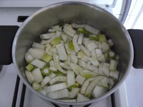 Zanderfilet mit Kohlrabi Fenchel Gemüse - schnell &amp; einfach - 81 kcal/100g
