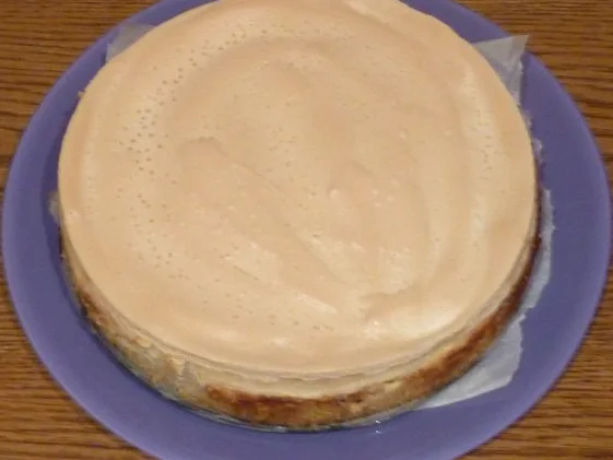 Kuchen - Ananas-Kokos-Kuchen mit Baiserhaube - Rezept