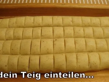Vanillekipferln - Rezept - Bild Nr. 5