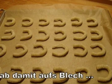 Vanillekipferln - Rezept - Bild Nr. 10