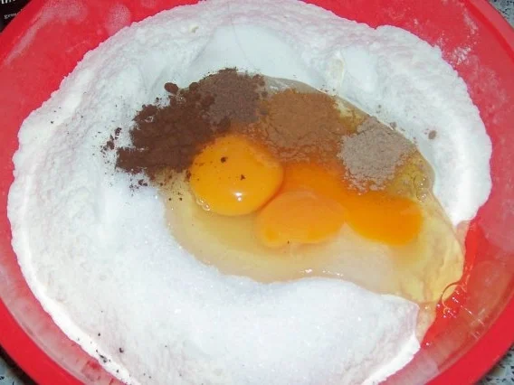 Bunte Haselnuss-Gewürz-Plätzchen - Rezept - Bild Nr. 2