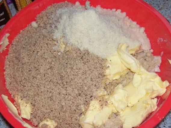 Bunte Haselnuss-Gewürz-Plätzchen - Rezept - Bild Nr. 3