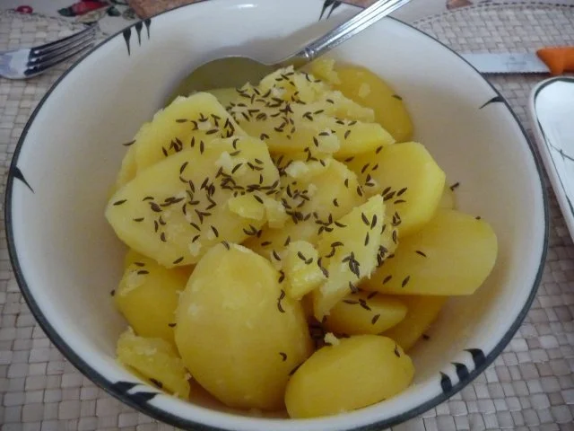 Rezept: Schwein : Schäufele auf Mandarinen-Sauerkraut mit oder ohne Kümmelkartoffeln Bild Nr. 8 Schwein : Schäufele auf Mandarinen-Sauerkraut mit oder ohne Kümmelkartoffeln - Rezept - Bild Nr. 8