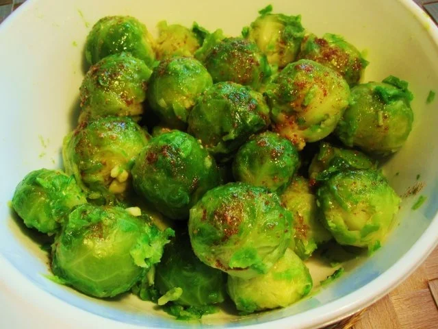 Rezept: Bratklößel, Rosenkohl und kleine Würstchen ... Bild Nr. 6 Bratklößel, Rosenkohl und kleine Würstchen ... - Rezept - Bild Nr. 6