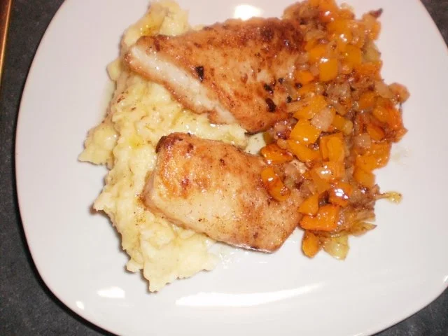 Rezept: Victoriabarsch mit Kartoffelbrei und Gemüse Victoriabarsch mit Kartoffelbrei und Gemüse - Rezept