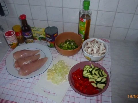 Rezept: Schnelle Hähnchenbrust mit Gemüse Schnelle Hähnchenbrust mit Gemüse - Rezept