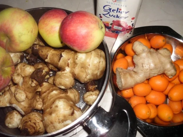 Rezept: Topinambur-Apfel-Kumquat Marmelade Bild Nr. 2 Topinambur-Apfel-Kumquat Marmelade - Rezept - Bild Nr. 2