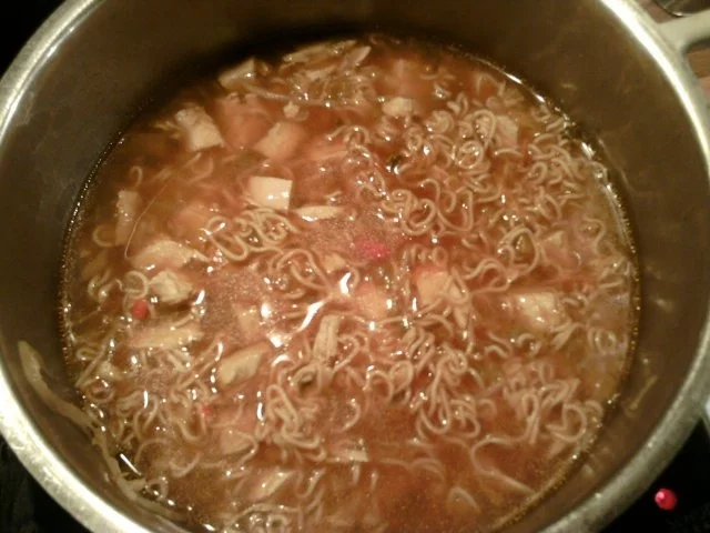 Rezept: Trappers "Asia-Mie-Hühner-Suppe" Bild Nr. 4 Trappers "Asia-Mie-Hühner-Suppe" - Rezept - Bild Nr. 4