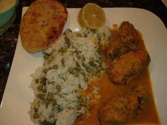 Hackröllchen in Kokos-Curry-Sauce - Rezept