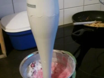 Himbeer-Jogurt-Creme mit Fruchtspiegel - Rezept - Bild Nr. 2