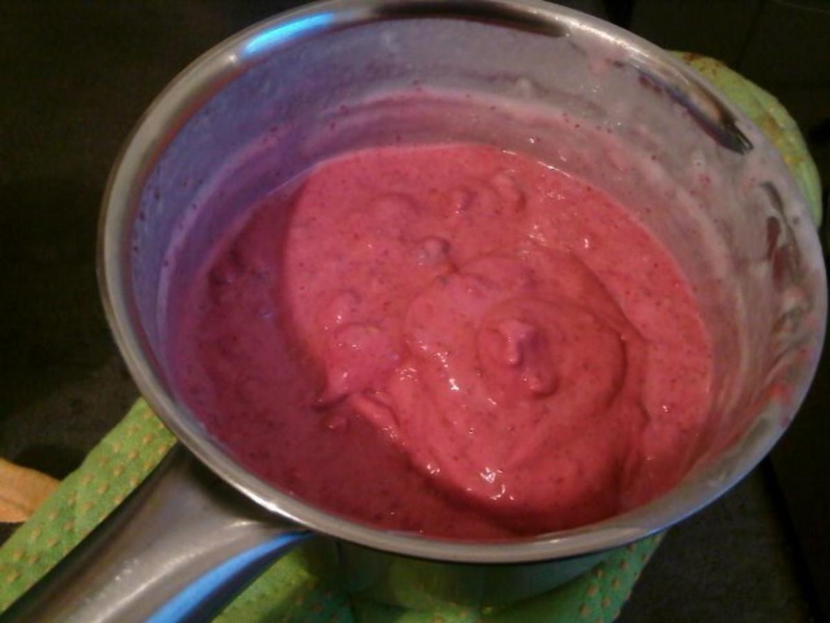 Himbeer-Jogurt-Creme mit Fruchtspiegel - Rezept - Bild Nr. 3