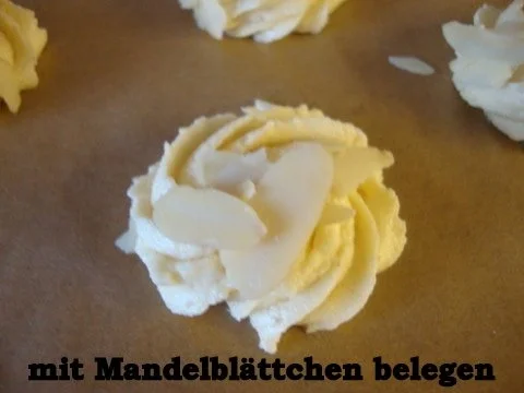 Rezept: Feine Mandelrosetten Bild Nr. 9 Feine Mandelrosetten - Rezept - Bild Nr. 9