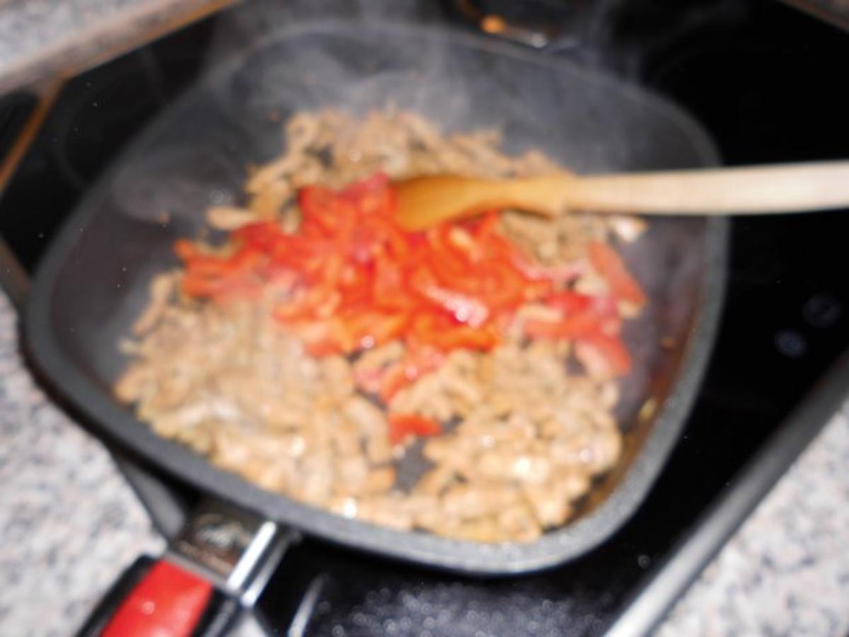 Geschnetzeltes in Paprika-Tomaten-Soße>> - Rezept - Bild Nr. 6