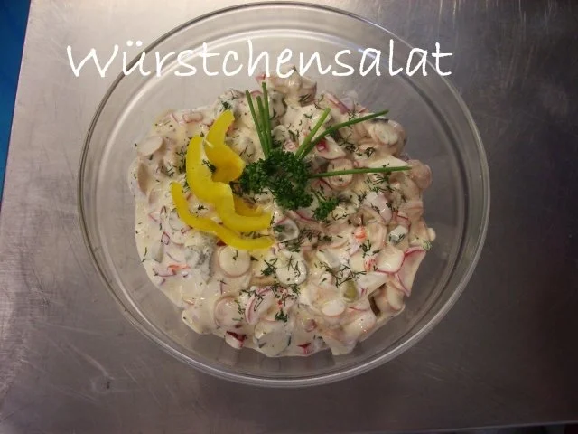 Rezept: Würstchen- Salat Bild Nr. 3 Würstchen- Salat - Rezept - Bild Nr. 3