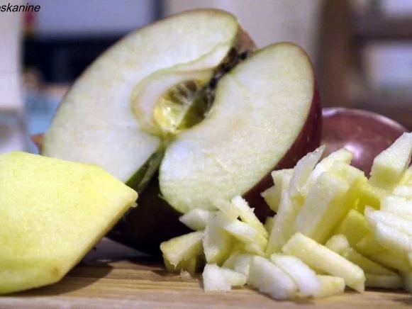 Rezept: Pikanter Apfel-Zwiebel-Brotaufstrich Bild Nr. 4 Pikanter Apfel-Zwiebel-Brotaufstrich - Rezept - Bild Nr. 4