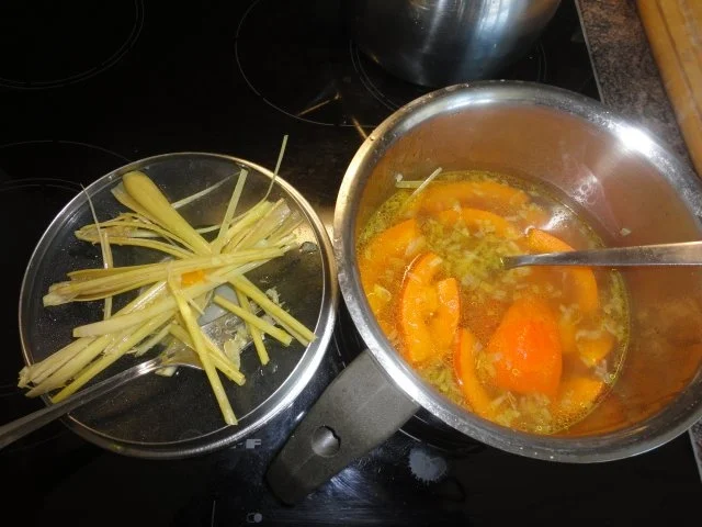 Hokkaido Süppchen mit Zitronengras & Kokosmilch - Rezept - Bild Nr. 5