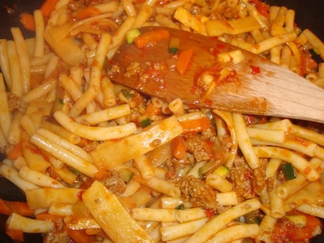 Nudel-Hack-Gemüse-Pfanne - Rezept - Bild Nr. 8