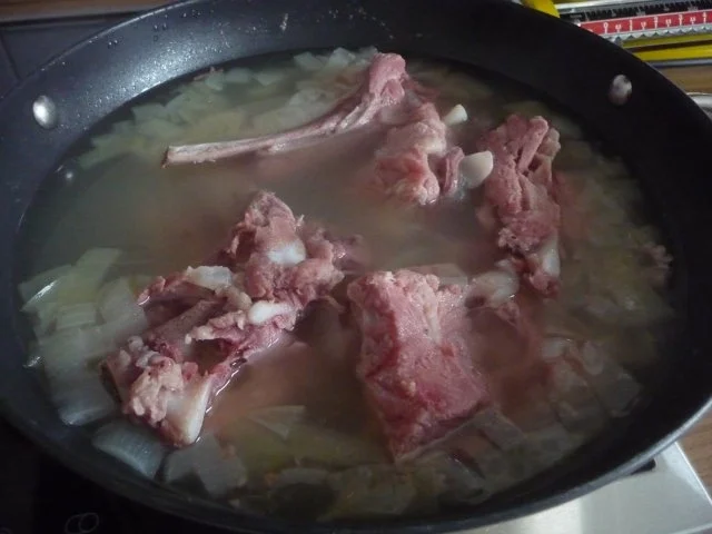 Suppen & Eintöpfe :  Linseneintopf mit Schälrippchen - Rezept - Bild Nr. 2