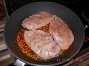 Chilischnitzel mit Knoblauch und Potatos - Rezept