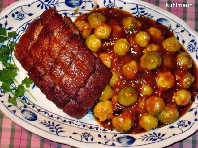 Rezept: Schweinebraten mit Rosenkohl Schweinebraten mit Rosenkohl - Rezept