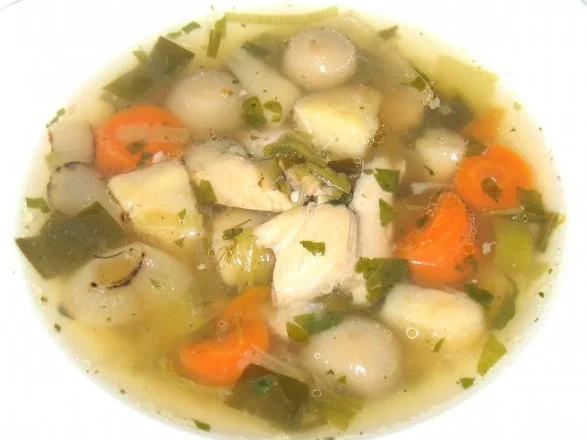 Rezept: Suppe - Hühnerbrühe mit Einlagen ... Bild Nr. 9 Suppe - Hühnerbrühe mit Einlagen ... - Rezept - Bild Nr. 9