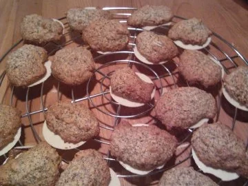 Makronen mit Mohn und Marzipan - Rezept