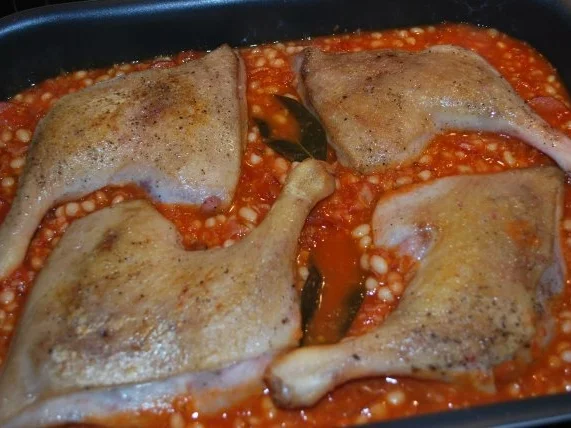 Bohnen-Tomaten-Topf mit Entenkeulen - Rezept - Bild Nr. 4