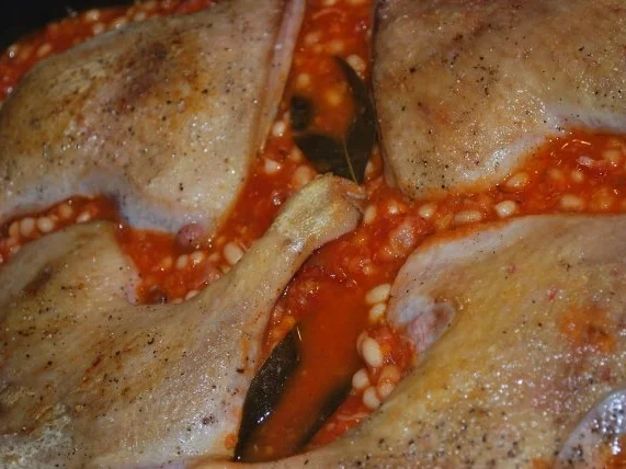 Bohnen-Tomaten-Topf mit Entenkeulen - Rezept - Bild Nr. 5