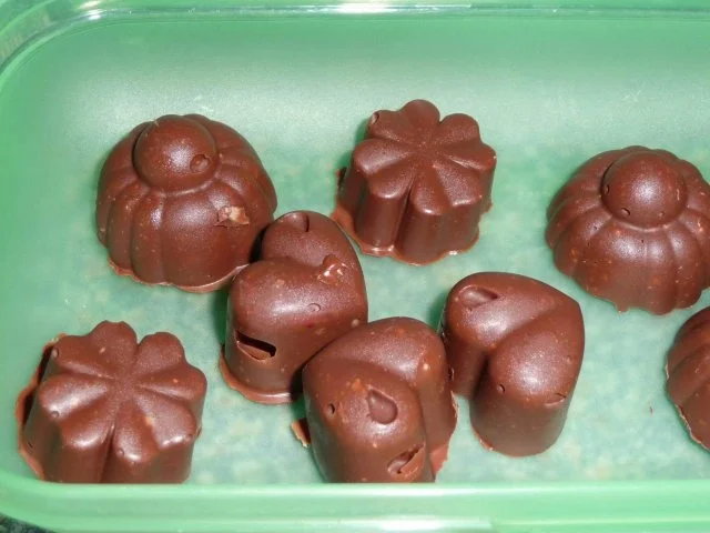 Rezept: Schokopralinen Bild Nr. 6 Schokopralinen - Rezept - Bild Nr. 6