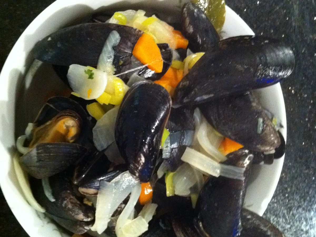 Rezept: Fisch: Miesmuscheln Rheinischer Art Bild Nr. 2 Fisch: Miesmuscheln Rheinischer Art - Rezept - Bild Nr. 2