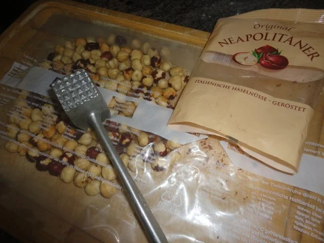 Schokolade Nuß Küsschen - Rezept - Bild Nr. 2