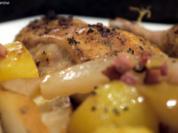 Hähnchen, Birnen, Kartoffeln und Speck - Rezept