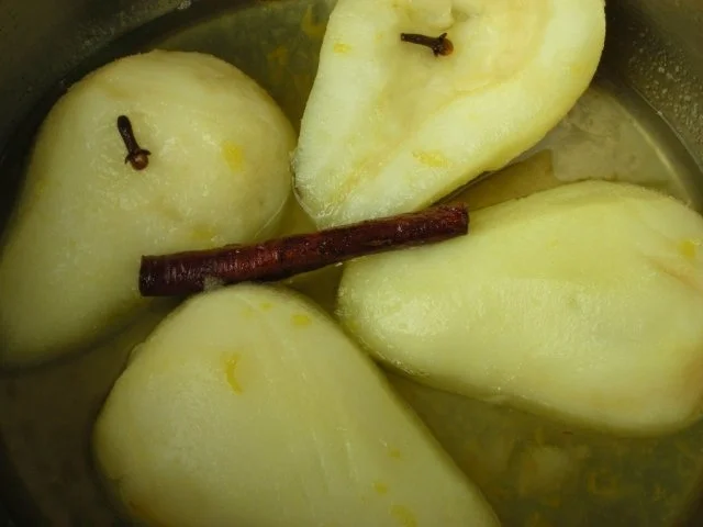 Dessert: Pochierte Birnen auf Mascarpone - Joghurtcreme - Rezept - Bild Nr. 6