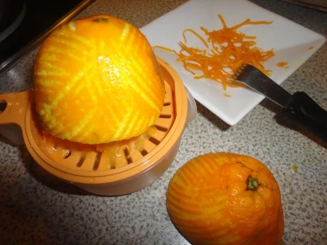 Orangen Panna Cotta an Campari-Reduktion - Rezept - Bild Nr. 4