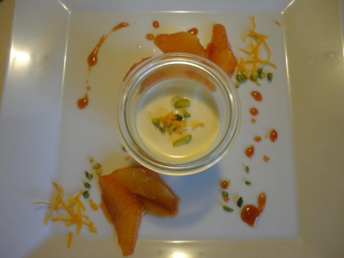 Orangen Panna Cotta an Campari-Reduktion - Rezept - kochbar.de