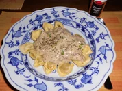 Cappelletti mit Champignoncreme>> - Rezept