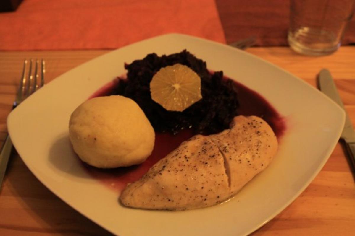 Bilder für Knusprige Clementinen Gans mit Weihnachtlichen Knödeln und Rotkohl - Rezept