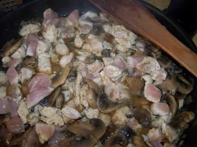 Rezept: gesprengtes Huhn aus der östlichen Richtung Bild Nr. 2 gesprengtes Huhn aus der östlichen Richtung - Rezept - Bild Nr. 2