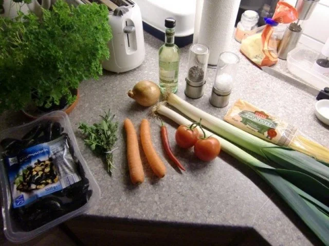 Miesmuscheln auf ein Spaghettinest à la Heiko - Rezept - Bild Nr. 2