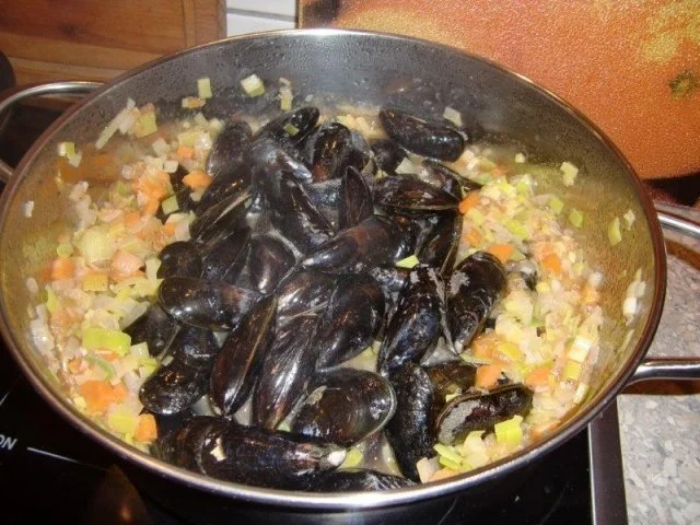 Miesmuscheln auf ein Spaghettinest à la Heiko - Rezept - Bild Nr. 13