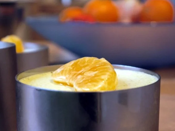 Pistazienmousse auf Spekulatius mit würziger Clementinensauce - Rezept - Bild Nr. 14