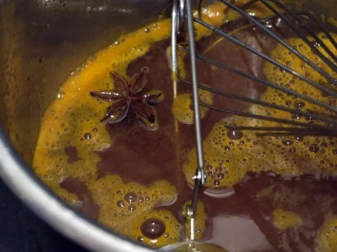 Pistazienmousse auf Spekulatius mit würziger Clementinensauce - Rezept - Bild Nr. 13