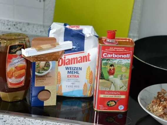 Italienisches  Früchtebrot  - Traditionelles aus Latium "Pan giallo" -  Weihnachtsbäckerei - Rezept - Bild Nr. 2