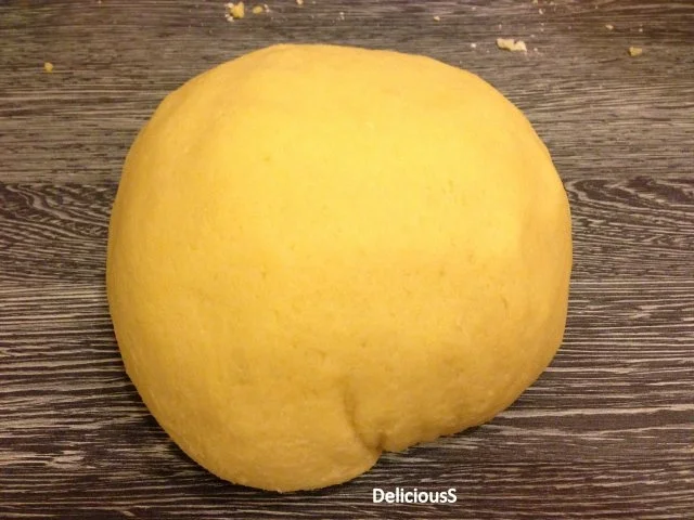 Rezept: Ausstecher | Gutsle | Weihnachtsplätzchen | Plätzchen | Butterplätzchen Bild Nr. 2 Ausstecher | Gutsle | Weihnachtsplätzchen | Plätzchen | Butterplätzchen - Rezept - Bild Nr. 2