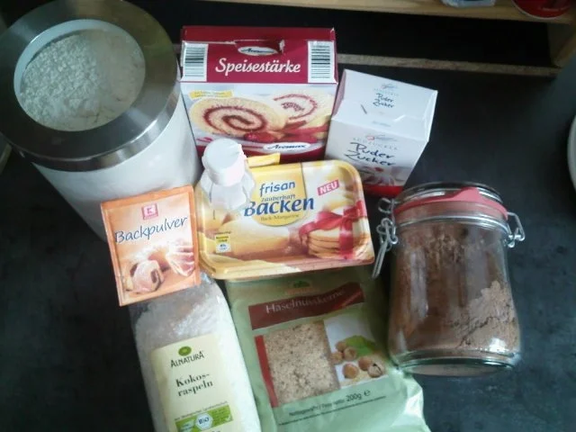 Rezept: Buttertaler mit Kokos oder Kakaofüllung Bild Nr. 2 Buttertaler mit Kokos oder Kakaofüllung - Rezept - Bild Nr. 2