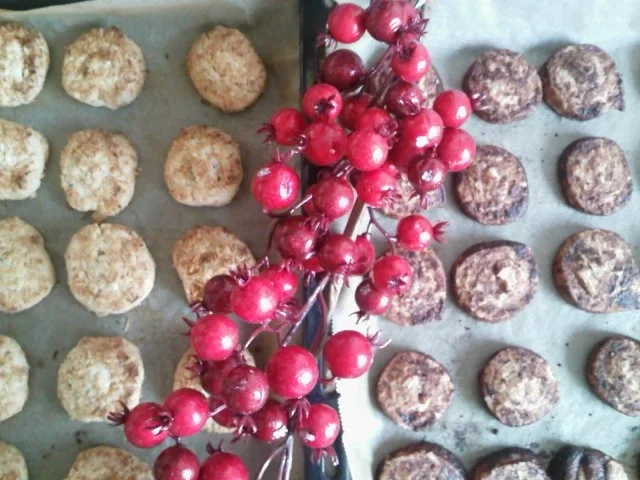 Rezept: Buttertaler mit Kokos oder Kakaofüllung Bild Nr. 10 Buttertaler mit Kokos oder Kakaofüllung - Rezept - Bild Nr. 10